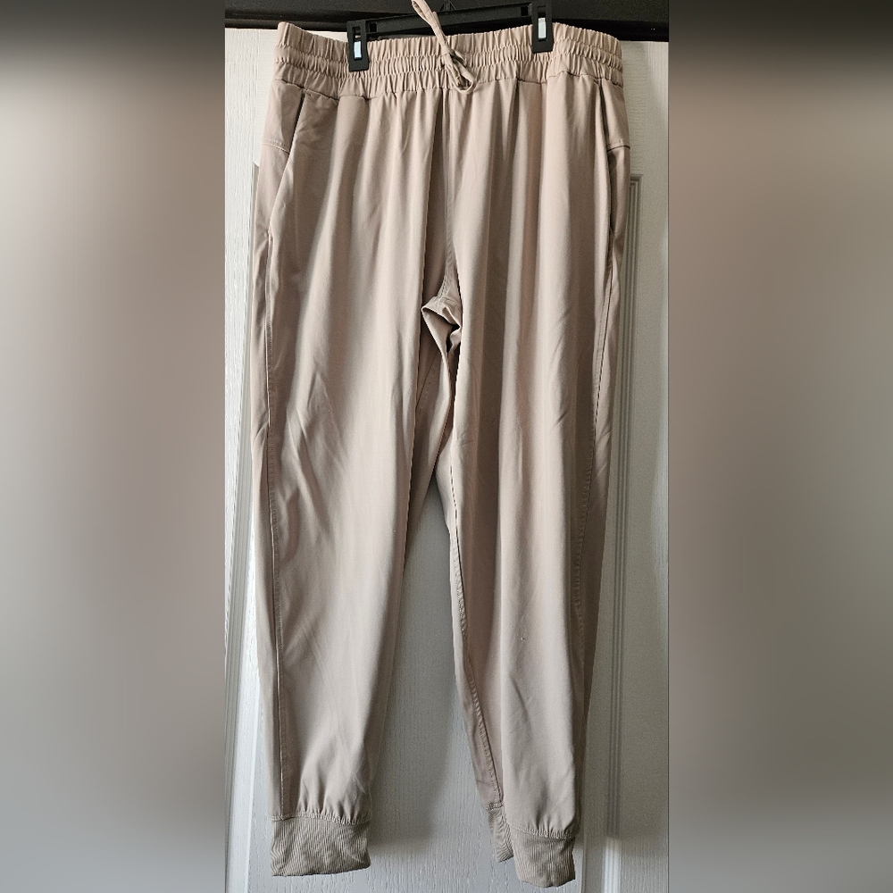 Member's Mark Khaki Color Women's Size XL Joggers